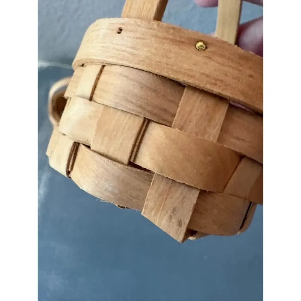 Lot of 6 Miniature Woven Wood Splint Baskets Handles Doll Craft country farm